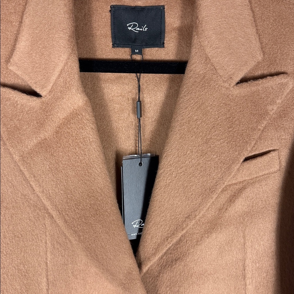 Rails Gallery Coat in Camel - Picture 6 of 9